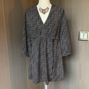 LIZ LANGE MATERNITY Black/White Blouse L